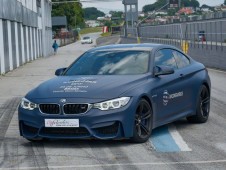 Conduzir um BMW M4 Coupé no Autódromo do Estoril - 2 Voltas