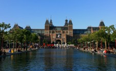 The Museum of the Netherlands + Hop on Hop off bus tour kids  (24 hours)