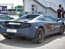 Conduzir um McLaren MP4 no Circuito do Estoril - 1 Volta