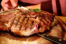 Menu' con carne chianina  & soggiorno 1 notte