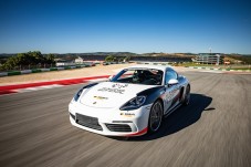 Conduzir um Porsche Cayman 718 S - 3 voltas + 1 volta em co-piloto