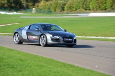 Audi R8 driving (4 rounds)